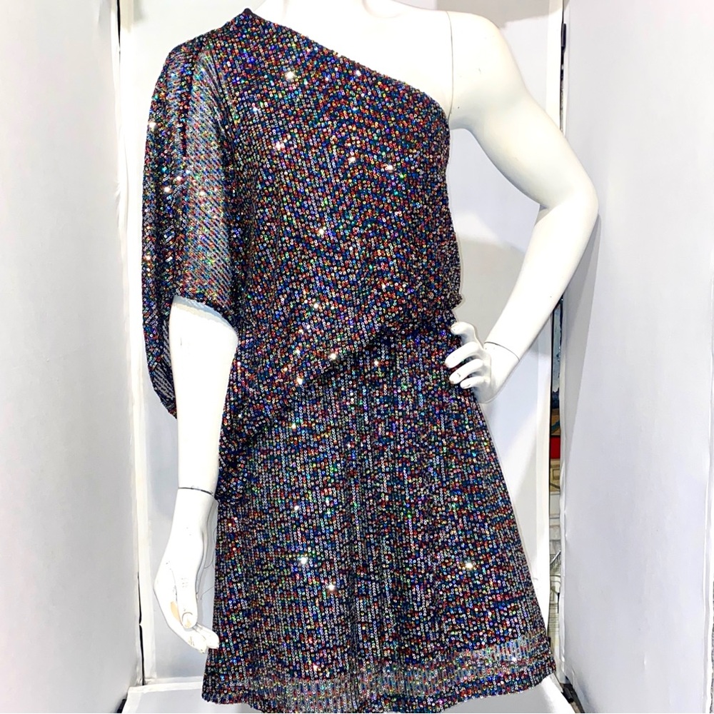 SOLD SOLD SOLD !!! Stunning off Shoulder Multicolor sequence